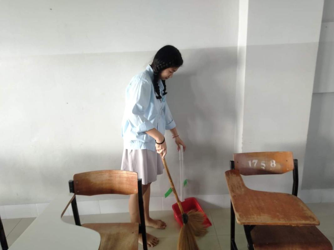 กวาดห้อง