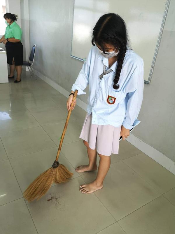 กวาดห้อง