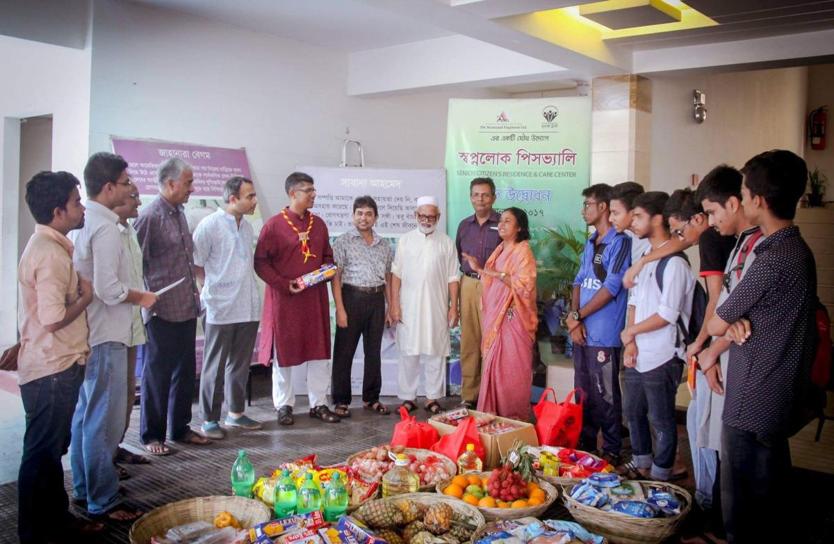 Sebabratee Help at Old Age Home