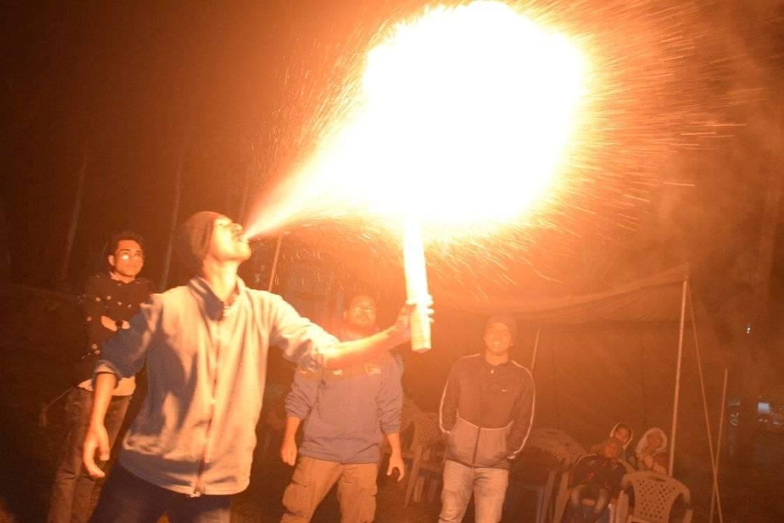 ক্যাম্প ফায়ার