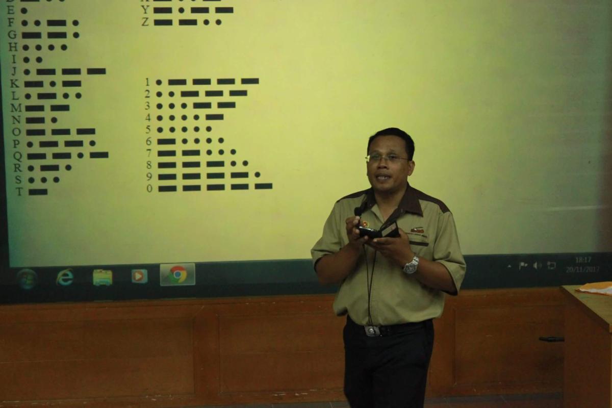 PERJUMPAAN MINGGUAN KLKM USM - Kod Fonetik dan Kod Morse