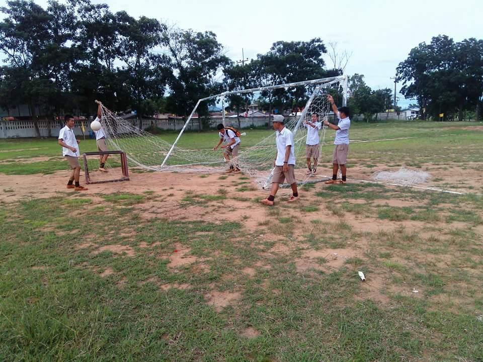 ทำสนามฟุตบอล