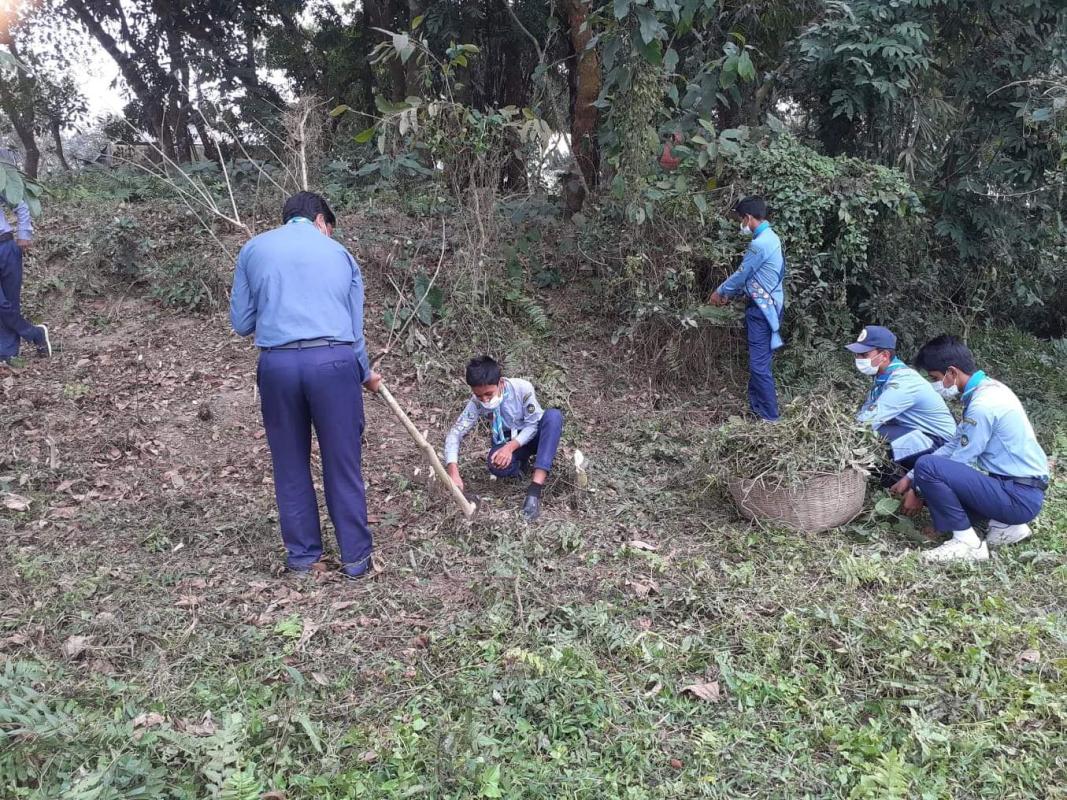 পরিস্কার-পরিচ্ছন্নতা অভিজান।