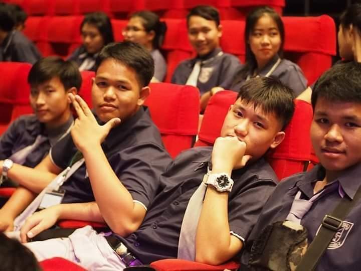 การแสดงรำ