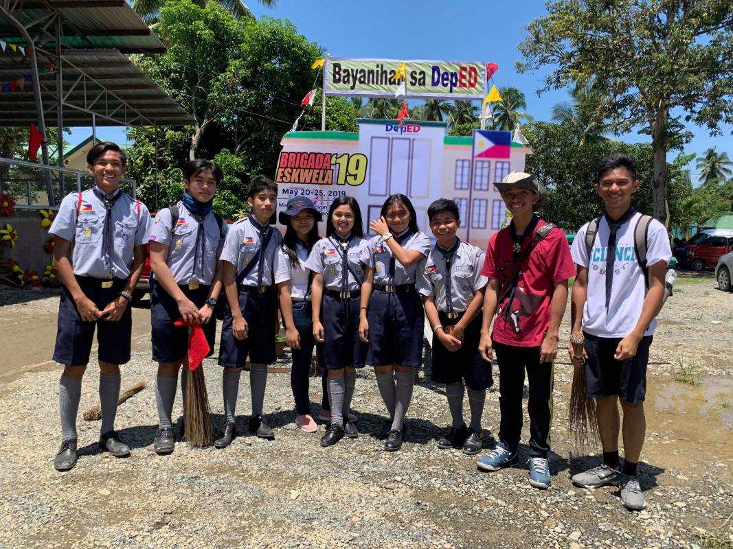 SCOUTS OF THE WORLD AWARD-Team 4 Rover Scouts
