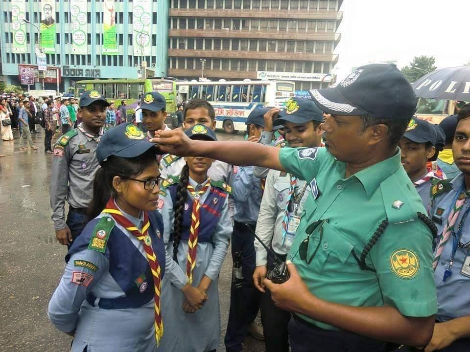 সড়কে ট্রাফিক সেবা 