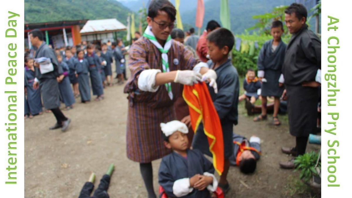 Art exhibition on Peace Day