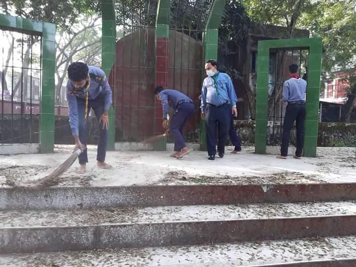 শহীদ মিনার পরিষ্কার কার্যক্রম 