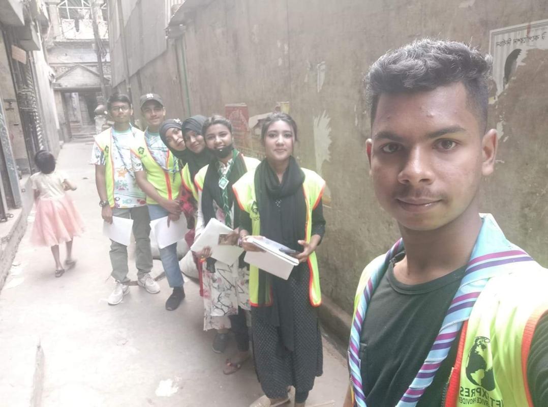 করোনা পূর্ব শতর্কতা ও বাংলাদেশ স্কাউট এর পক্ষ থেকে লিফলেট বিতরণ