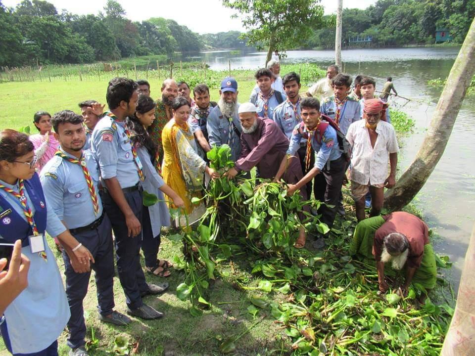 নবগঙ্গা নদী কুচুরিপানা অপসারন অভিজান