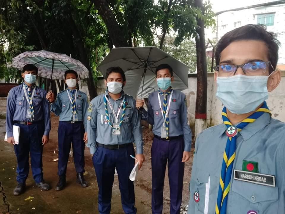 পরিচ্ছন্নতা অভিজান ও সামাজিক দূরত্ব নিশ্চিত করণ।(দিন-১)