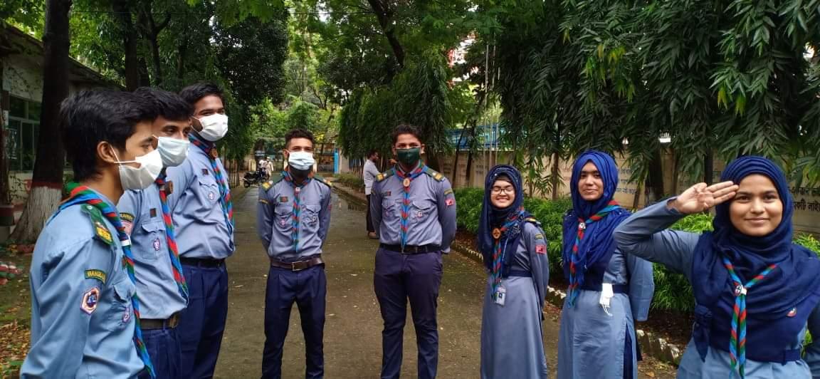  ছাত্রছাত্রীদের ভর্তিযুদ্ধে রোভারদের সহযোগিতা 