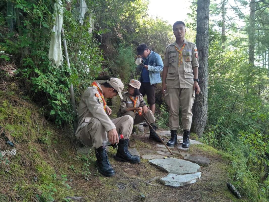 Lets be "Search and rescue team"scouts