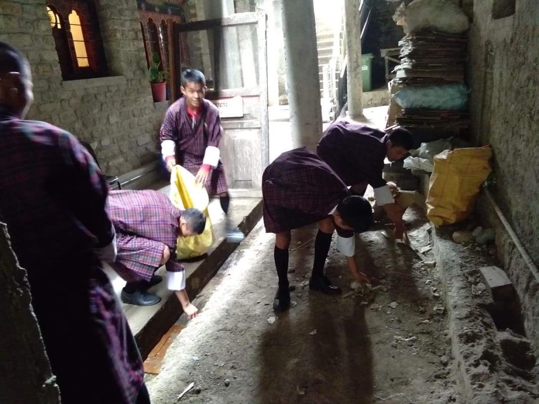 Cleaning Campaign on Peace Day