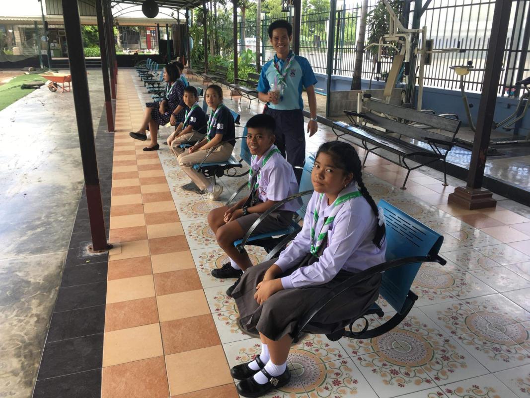 ลูกเสือเตรียมตัวอบรบCPRการช่วยเหลือคนหมดสติ