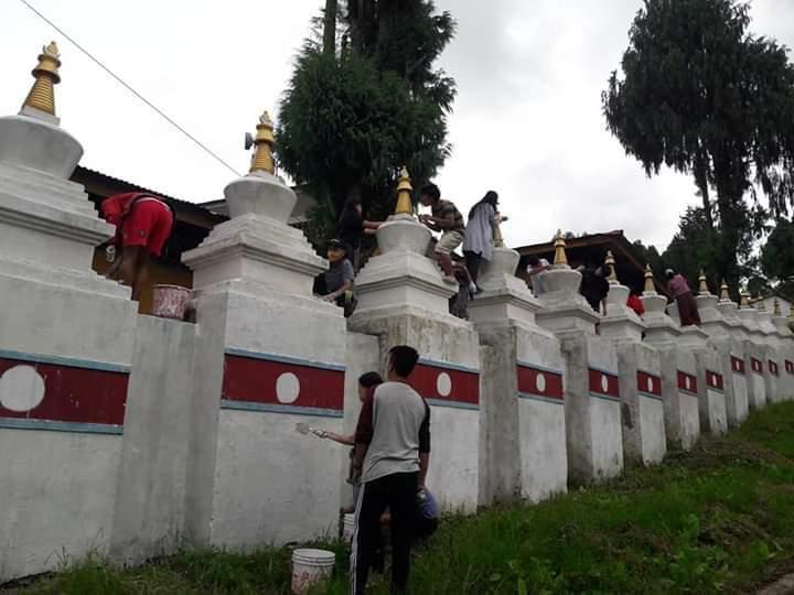 Stupa white washing