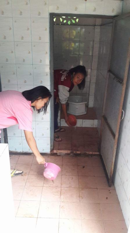 ล้างห้องน้ำ