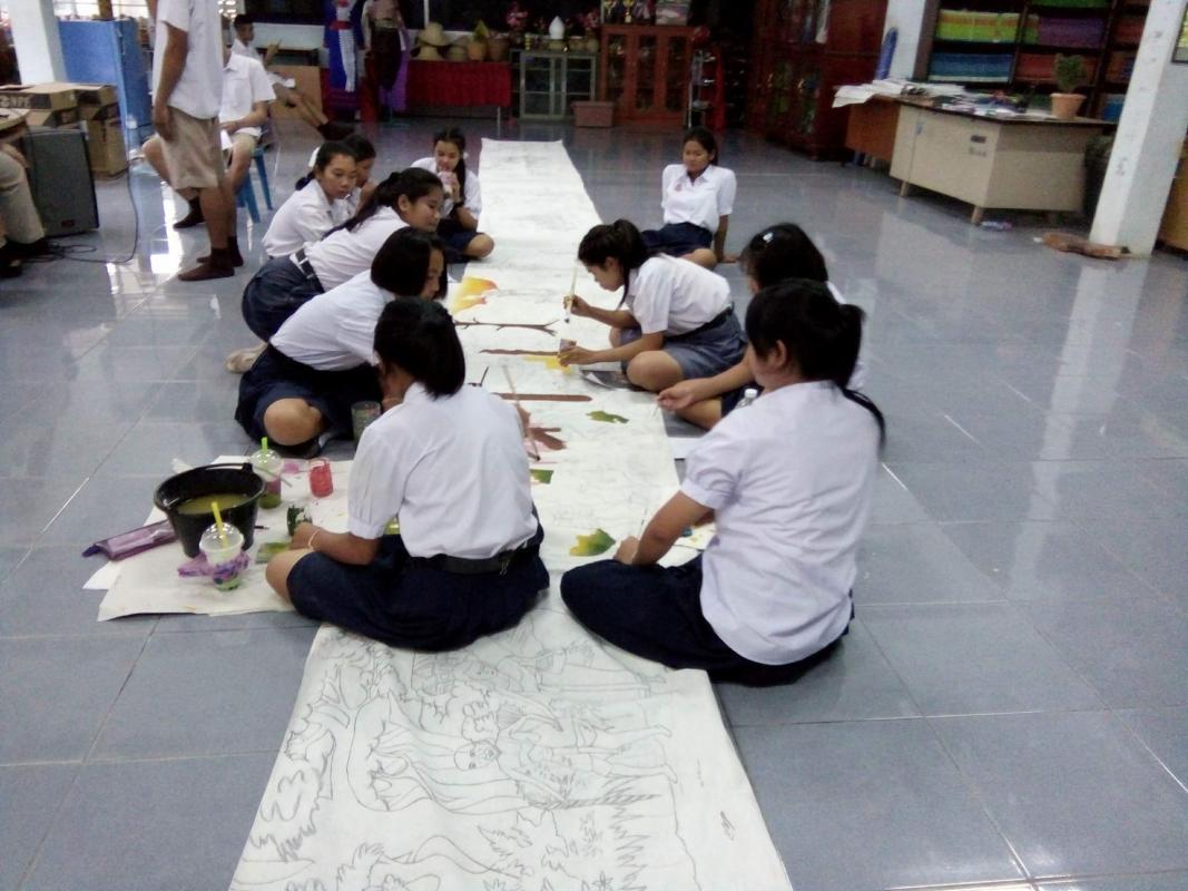 ลงสีผ้าผะเวส