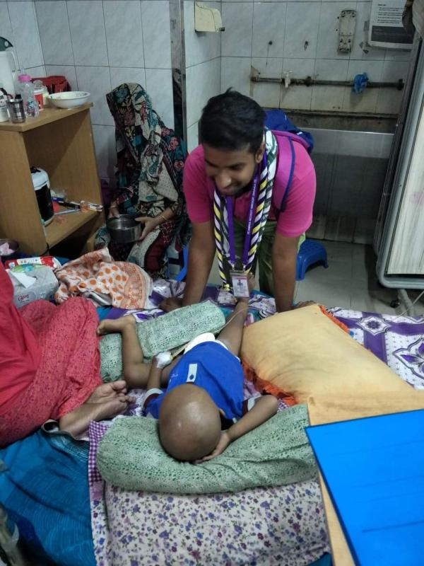 ক্যান্সার আক্রান্ত শিশুদের সেবা প্রদান