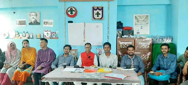 সাপ্তাহিক ক্রুমিটিং