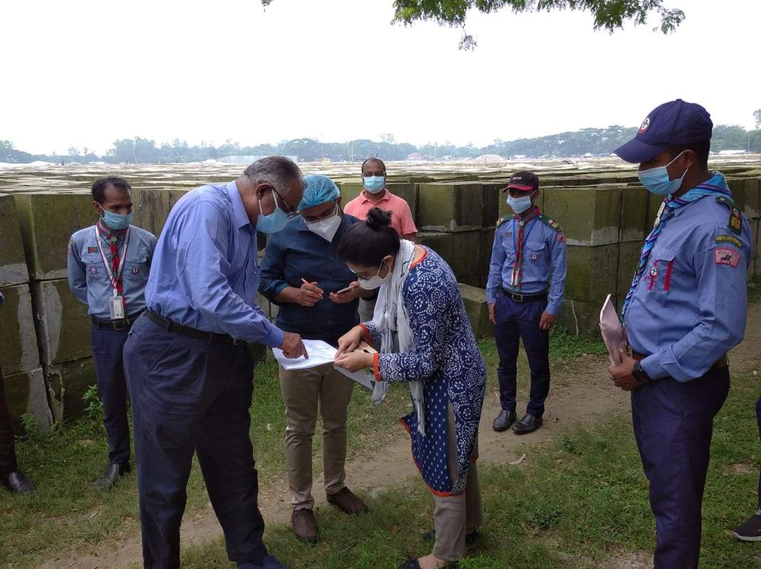 কমডেকা মাঠ পরিদর্শন । 