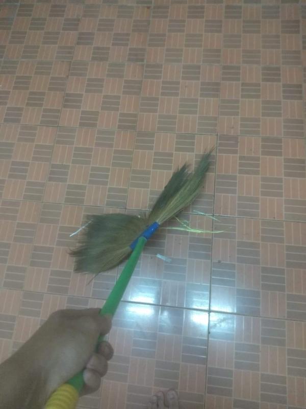 กวาดบ้าน