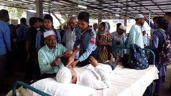 বয়স্কদের সেবা করা। 