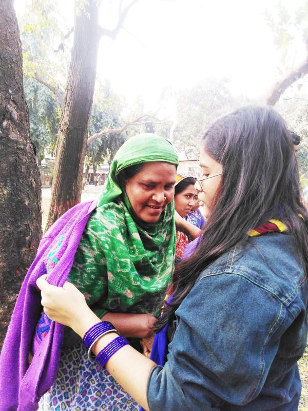 শীত বস্ত্র বিতরন