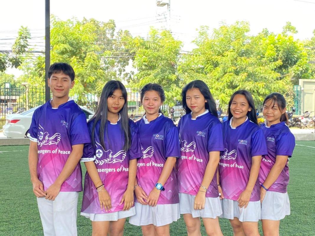 ถ่ายรูปโชว์เสื้อที่สวยงาม