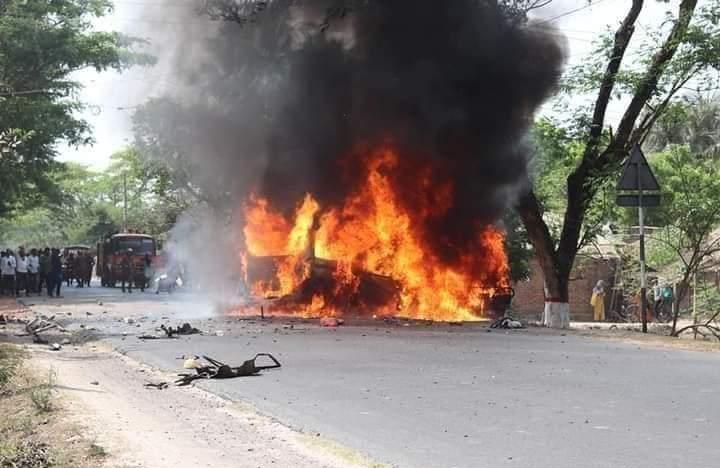 মারাত্বক  মর্মান্তিক একটা রোড এক্সিডেন্টে সেচ্ছাসেবক হিসেবে অংশগ্রহণ  -২০২১