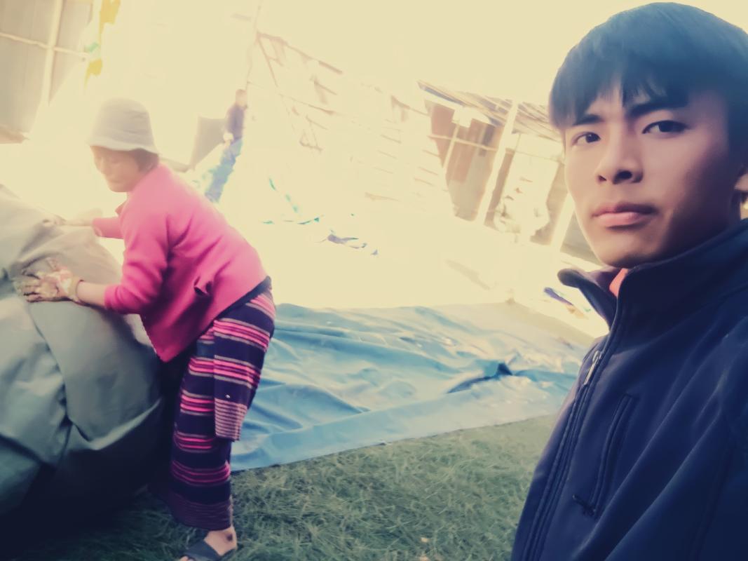 Help to dismantal huts