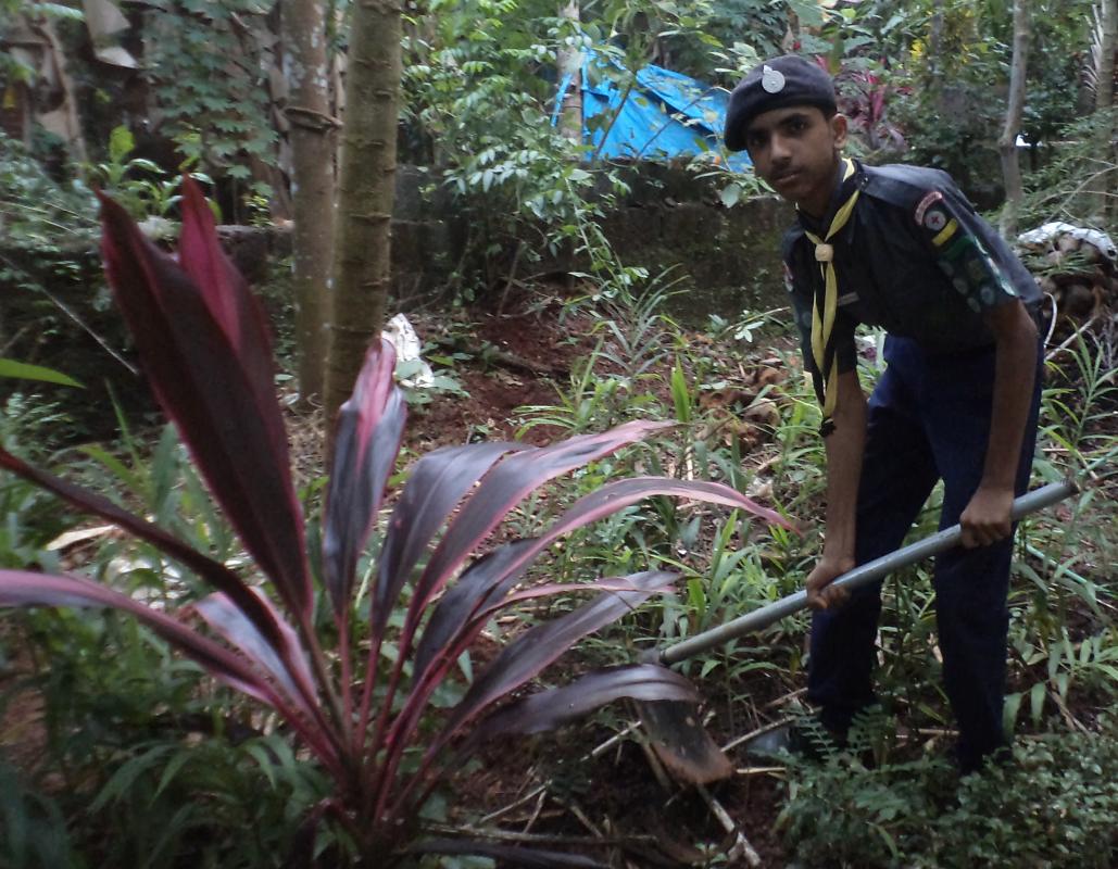 36 HOURS SERVICE PROJECT : GARDEN MAKING