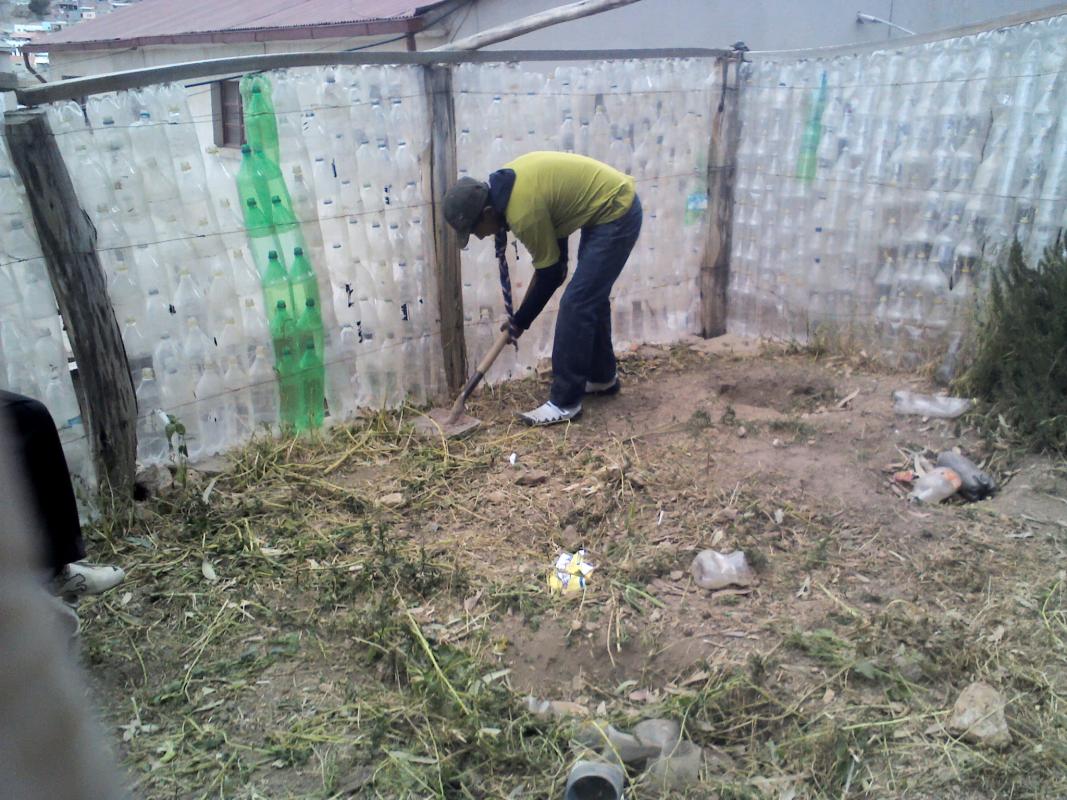 RECICLANDO SEGUIMOS CONSTRUYENDO 