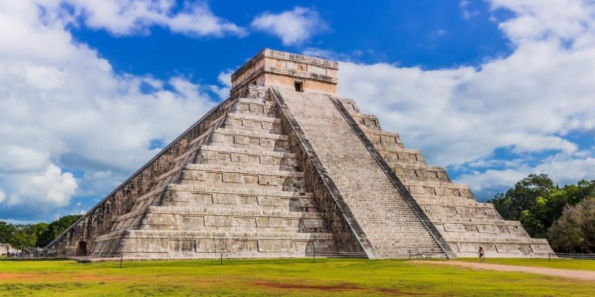 Bey u betaal tulu´ umil Yucatane´