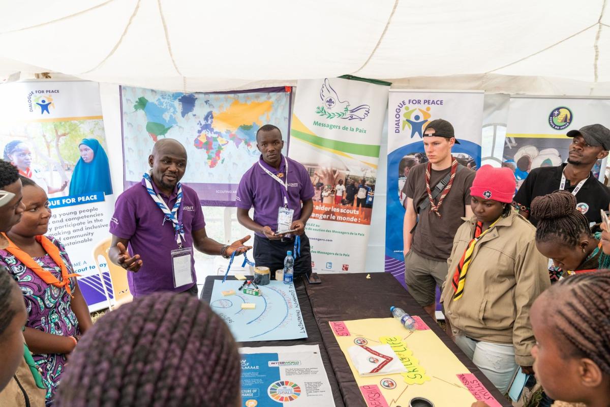 scouts around table, presentation