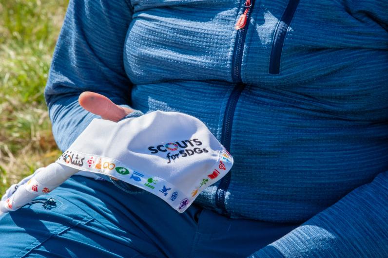 Scouts for SDGs scarf 