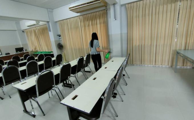 ทำความสะอาดห้องเรียนป้องกันโควิด 19