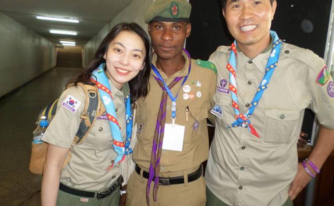 kusaka scouts from Tanzania with scouts from South Korea in 2017