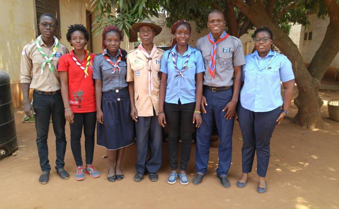 collaboration entre scout et guide du Togo