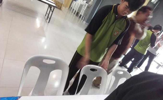 ช่วยงานจัดห้องประชุม