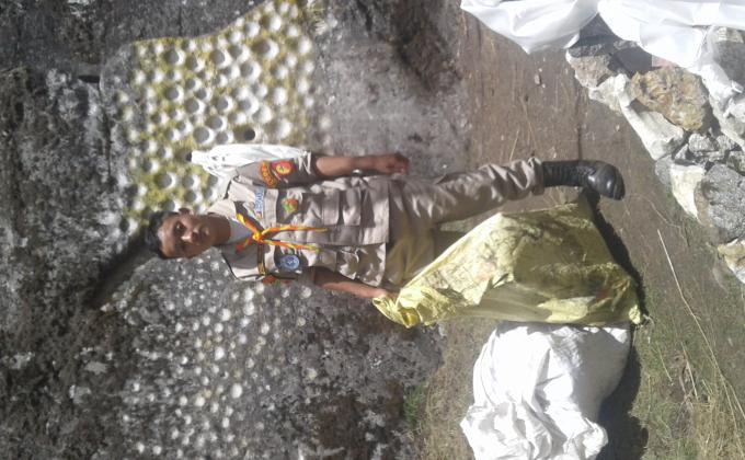 Volunteer for cleaning campaign 12.5.2019