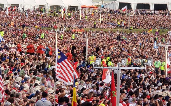 Full Stadium at the Opening Show of the 24th World Jamboree! 