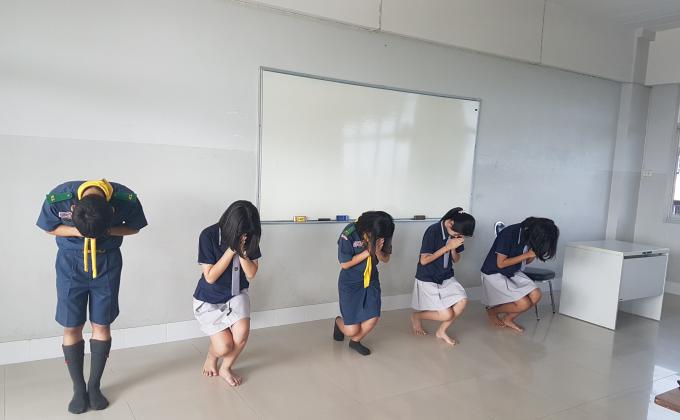 ฝึกซ้อมนักเรียนประกวดมารยาทไทย