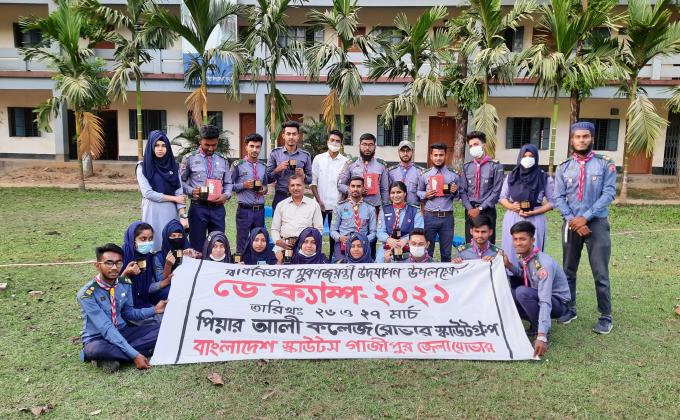 Day camp of pear ali College rover scout group 