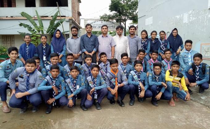 With The President Scout Examine 