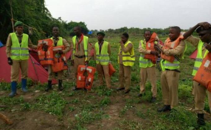 MAFURIKO YALIYOTOKEA MKOA WA MOROGORO WILAYA YA KILOSA SKAUTI WASAIDIA KUOKOA WATU NA MALI ZAO