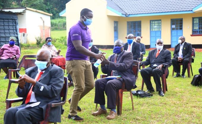 Scouts Train the Gusii Council of Elders how to be safe from Corona