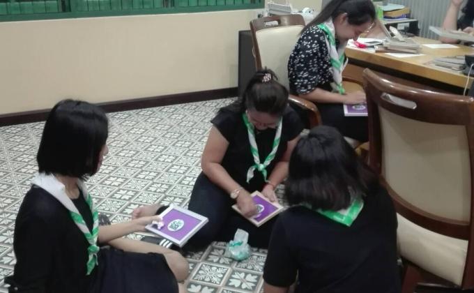 จิตอาสา ทำกรอบรูป MoP