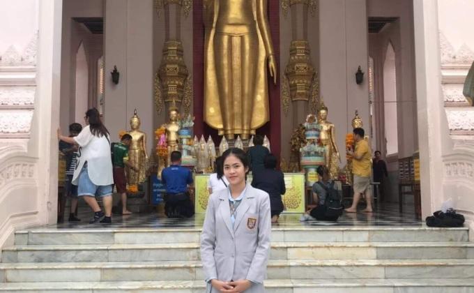 เข้าวัดทำบุญ 