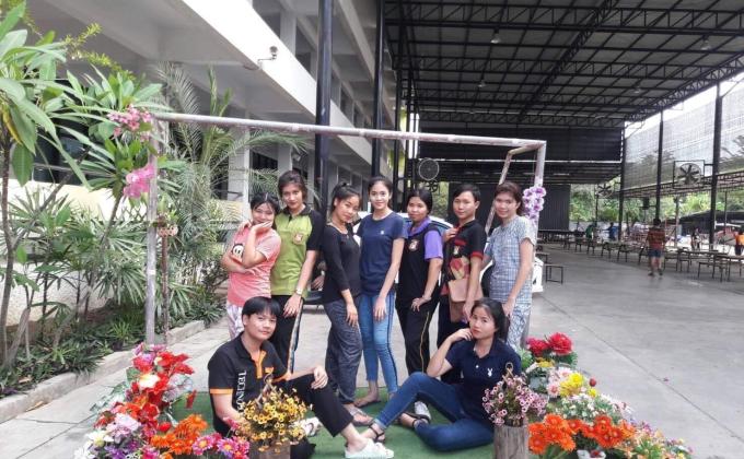 ช่วยอาจารย์จัดซุ้ม งานกิจกรรม